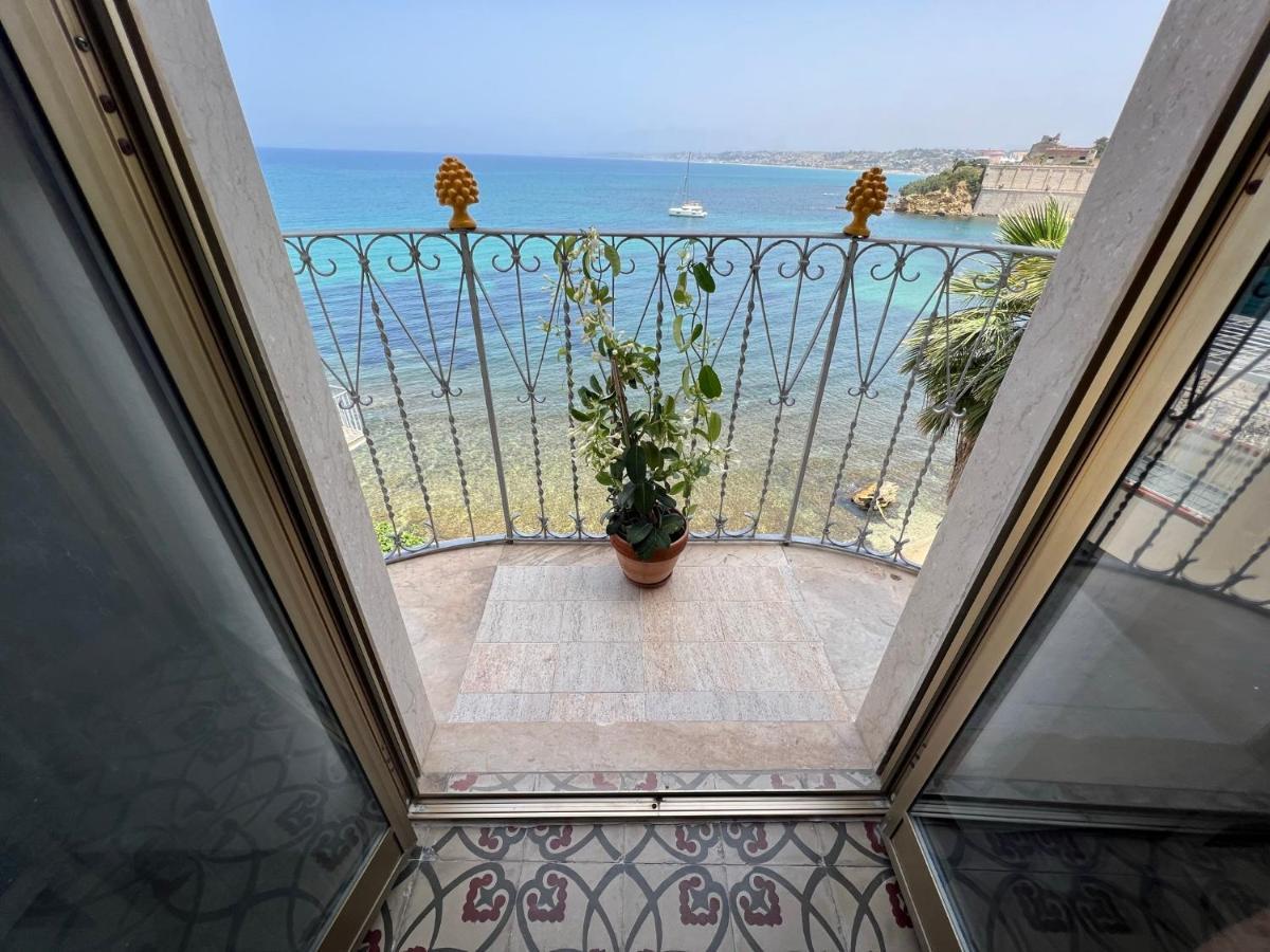 Castello A Mare Apartment Castellammare del Golfo Exterior photo